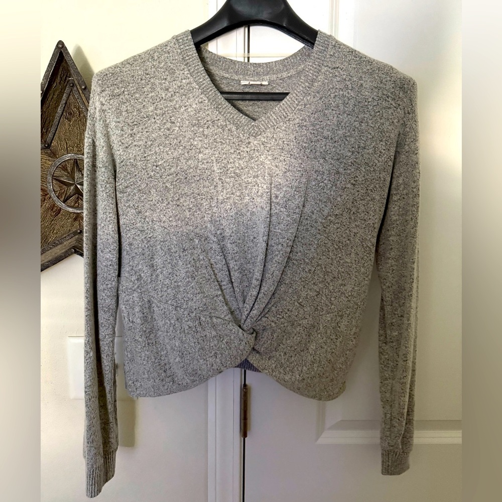 Grey, long sleeve sweater with a twist front, size small